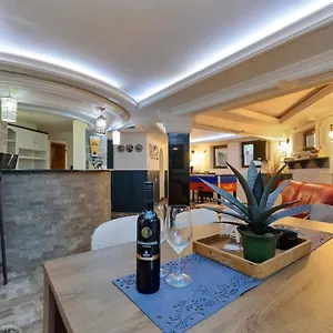Kaja Holiday home